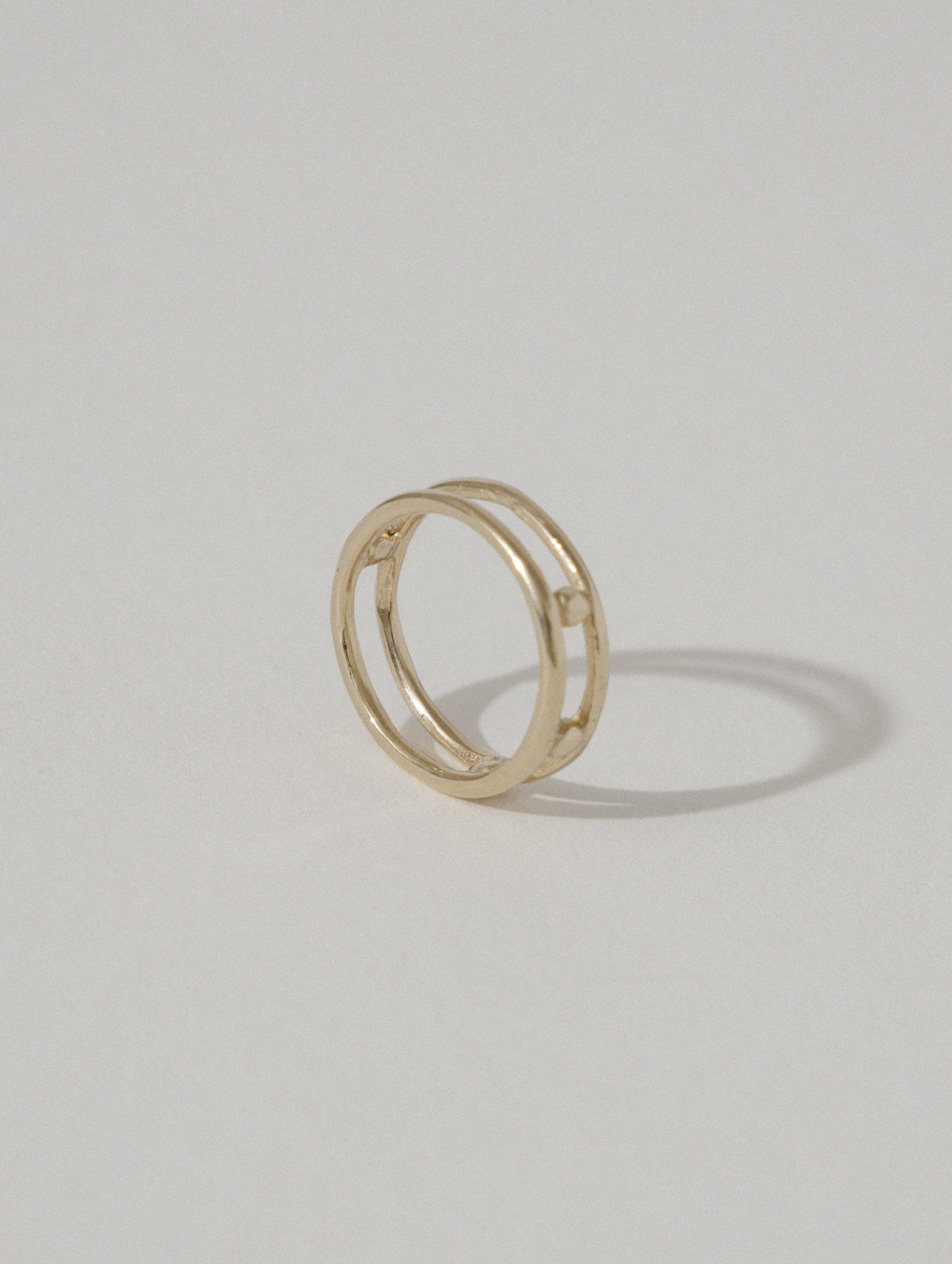 Thin Vienna Ring