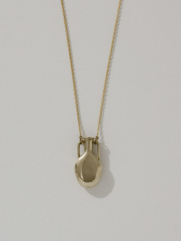 Tiffany & Co. Elsa Peretti Square Bottle Pendant Necklace - Sterling Silver Pendant  Necklace, Necklaces - TIF184649 | The RealReal